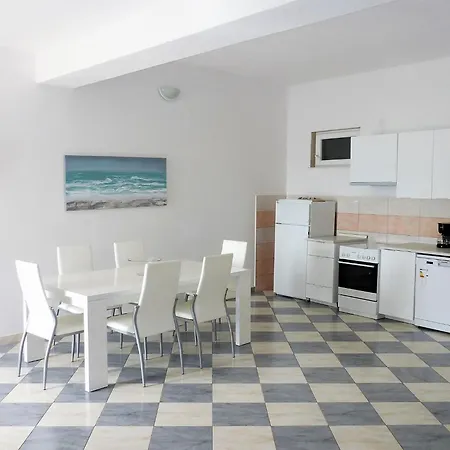 Apartment Stone *