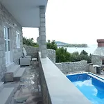 Stone Ντουμπρόβνικ